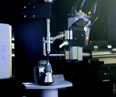 Bruker D8 Venture einkristallagreinir