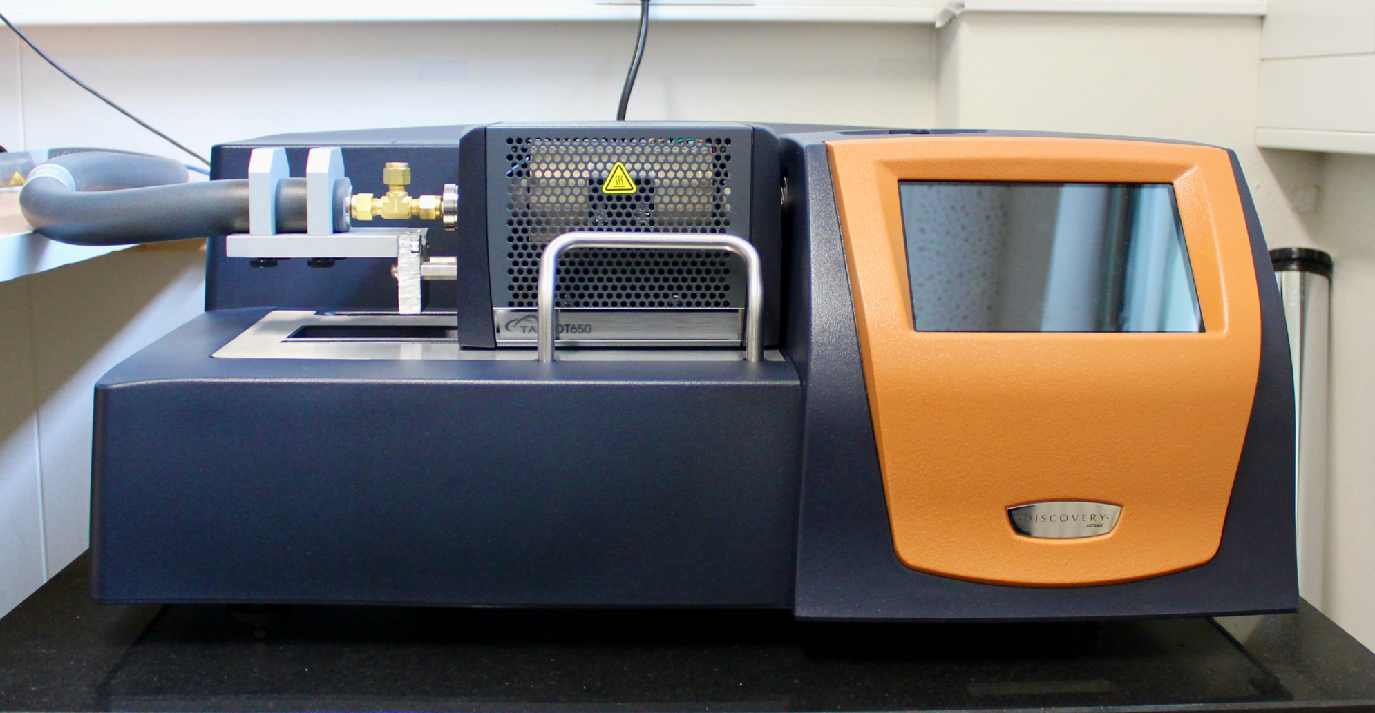 TA Instruments DT 650 TGA-DSC